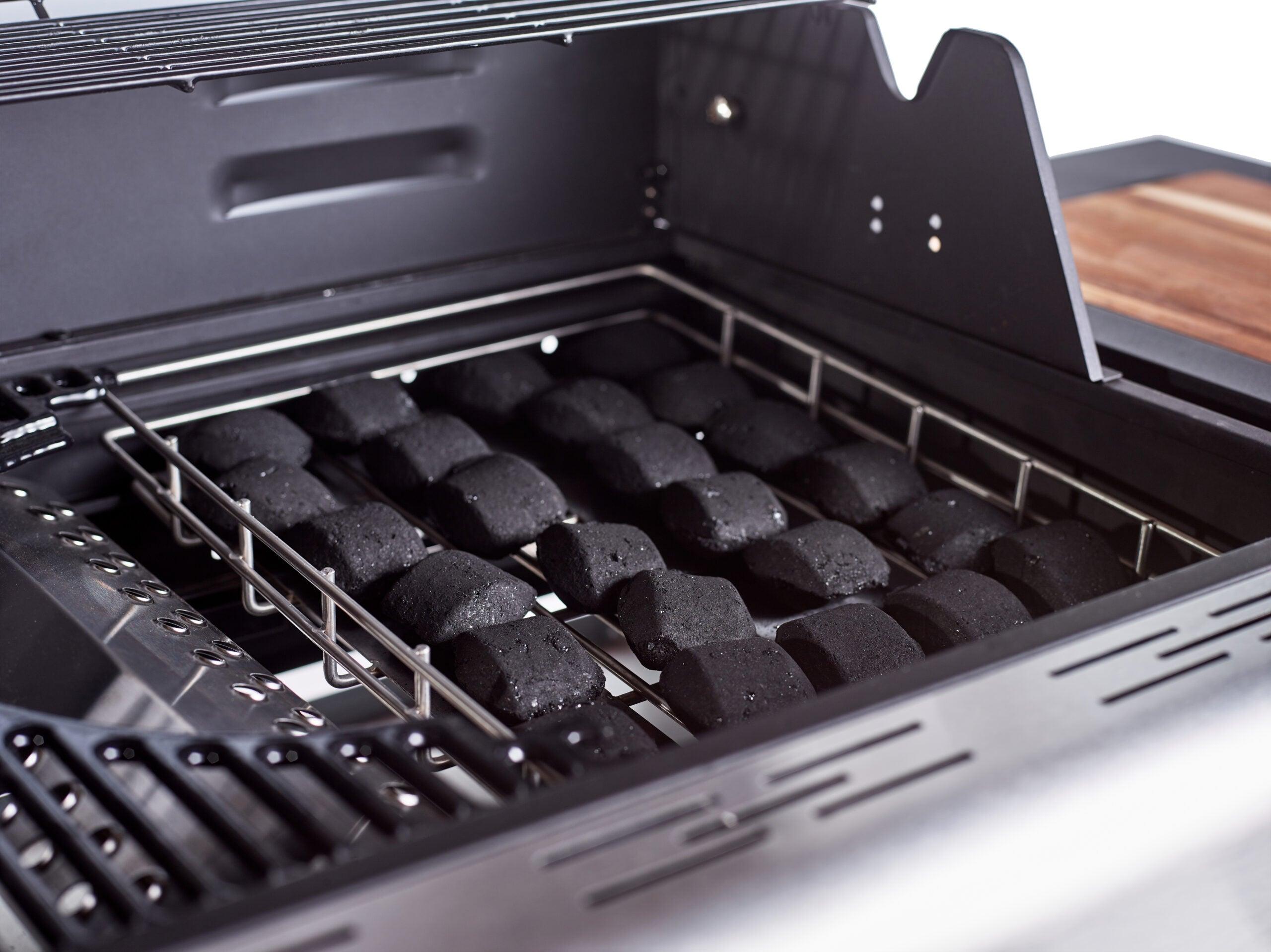 Jupiter 4 Stainless Steel Hybrid BBQ with Cover, Pizza Stone and Griddle